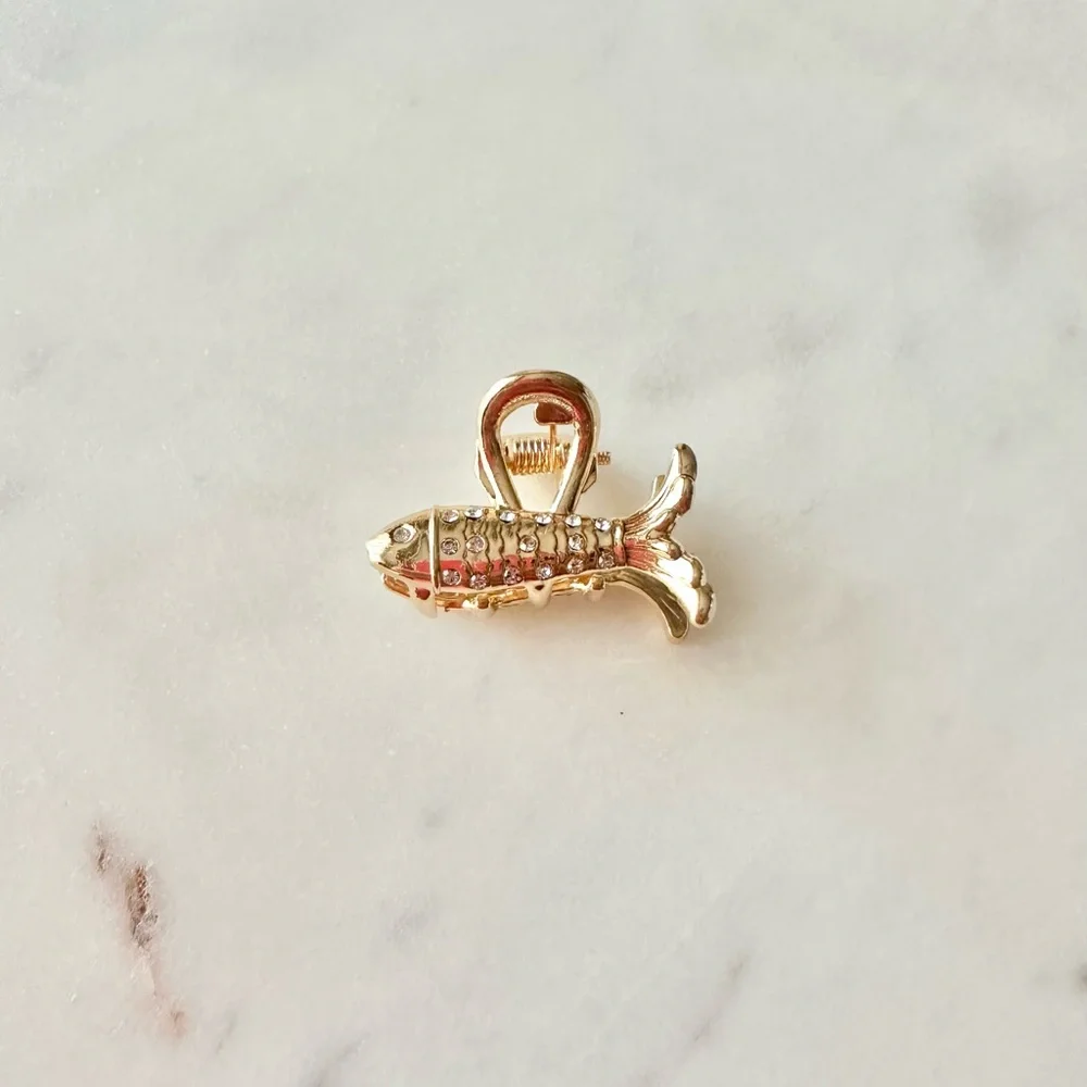 Gold Fish-Shaped Mini Hair Claw